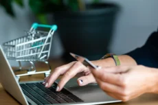 PrestaShop vs Shopify