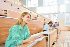 Studentka na uczelni